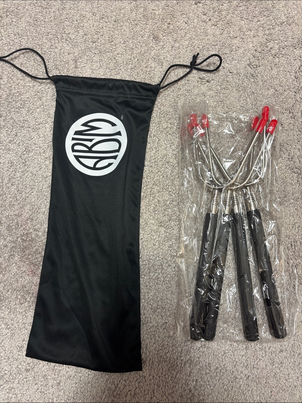 New 4 telescopic forks for roasting marshmallows